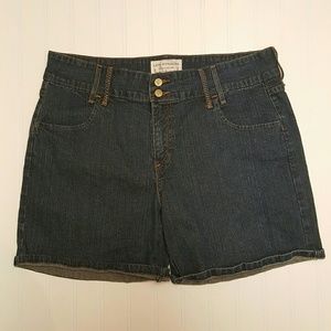 Levi Strauss Signature size 14 denim cuffed shorts